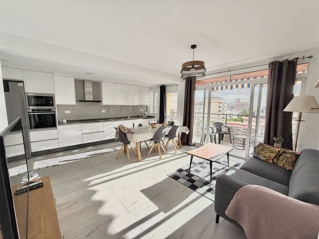 3 bedroom Penthouse for sale in Fuengirola - € 410,000 (Ref: 9402812)