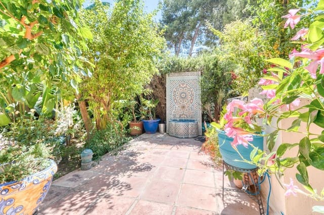 4 chambre Villa/Maison Semi-Mitoyenne à vendre à El Coto, Mijas avec piscine garage - 980 000 € (Ref: 9402816)