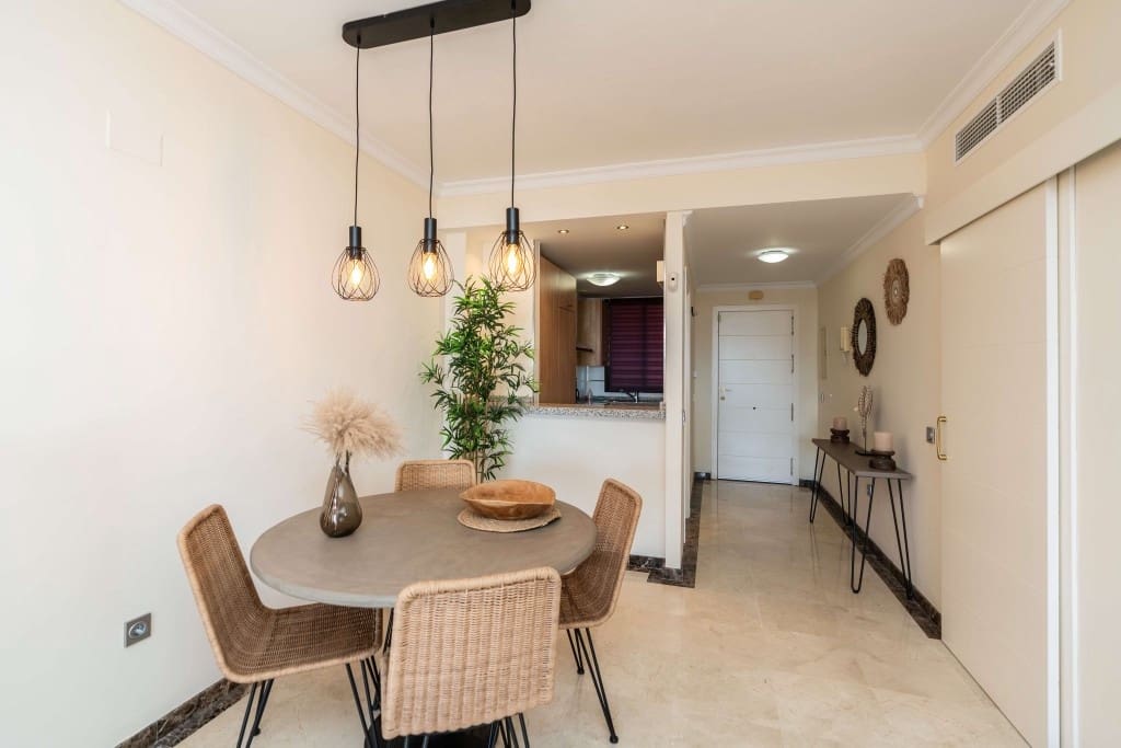 2 bedroom Apartment for sale in Mijas with pool garage - € 279,000 (Ref: 9402818)