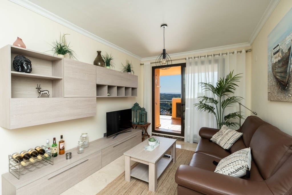 2 bedroom Apartment for sale in Mijas with pool garage - € 279,000 (Ref: 9402818)