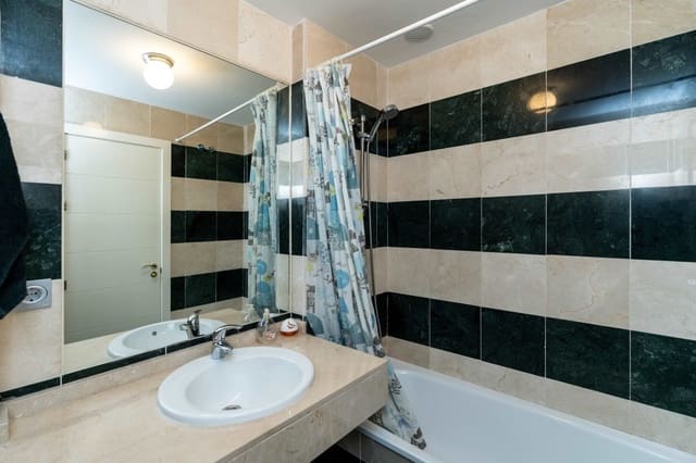 2 bedroom Apartment for sale in Mijas with pool garage - € 279,000 (Ref: 9402818)