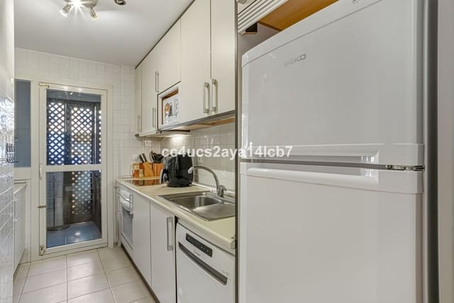 3 soverom Leilighet til salgs i Carib Playa, Marbella med svømmebasseng garasje - € 455 000 (Ref: 9402820)