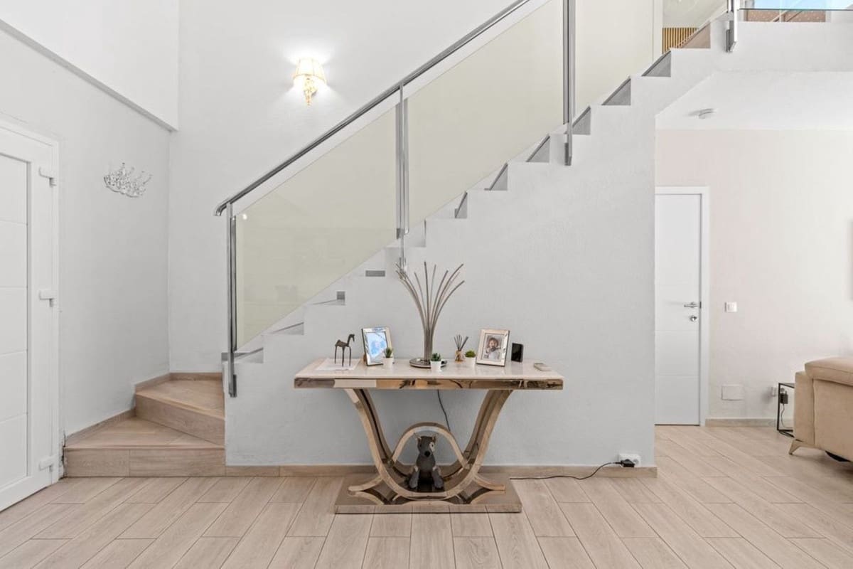 4 Zimmer Haus zu verkaufen in Calahonda mit Pool Garage - 650.000 € (Ref: 9409738)