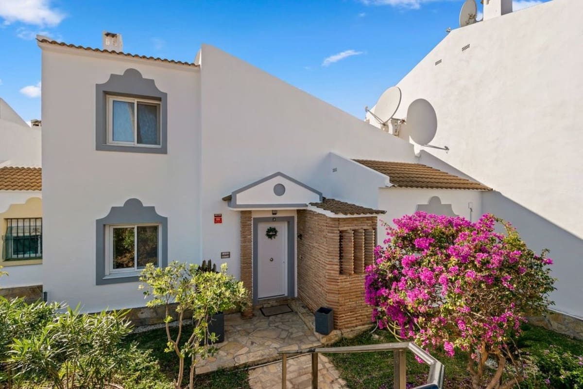 4 Zimmer Haus zu verkaufen in Calahonda mit Pool Garage - 650.000 € (Ref: 9409738)