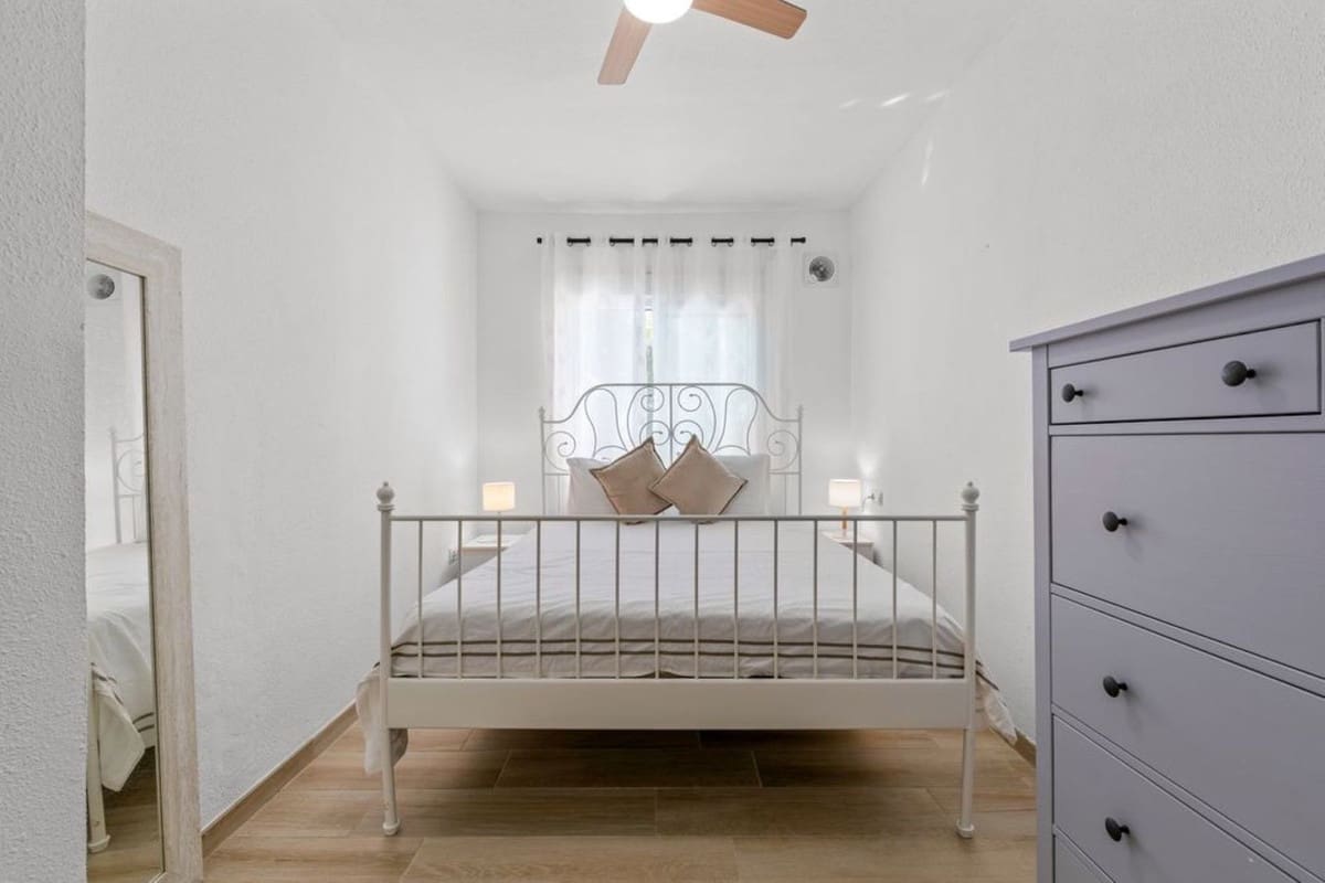 4 Zimmer Haus zu verkaufen in Calahonda mit Pool Garage - 650.000 € (Ref: 9409738)