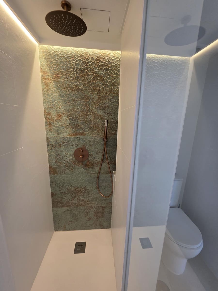 1 soverom Leilighet til salgs i Calypso med svømmebasseng - € 259 000 (Ref: 9417388)