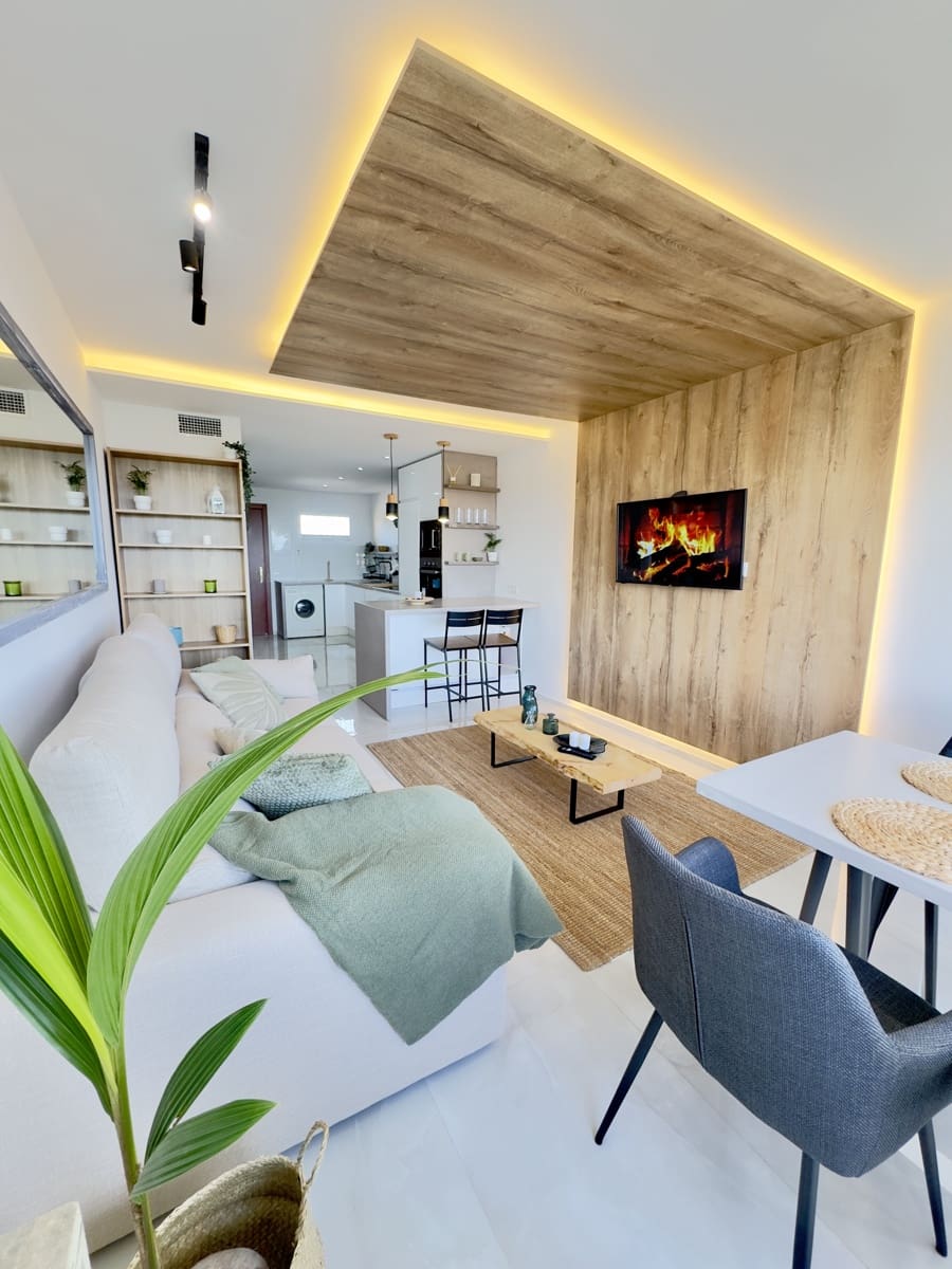 1 soverom Leilighet til salgs i Calypso med svømmebasseng - € 259 000 (Ref: 9417388)