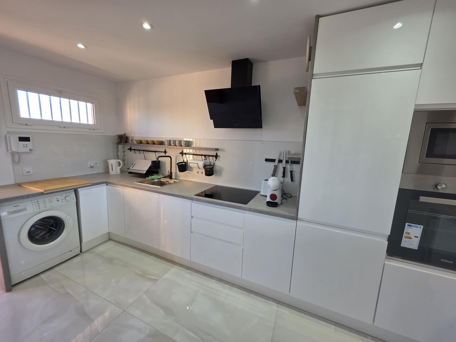 1 soverom Leilighet til salgs i Calypso med svømmebasseng - € 259 000 (Ref: 9417388)