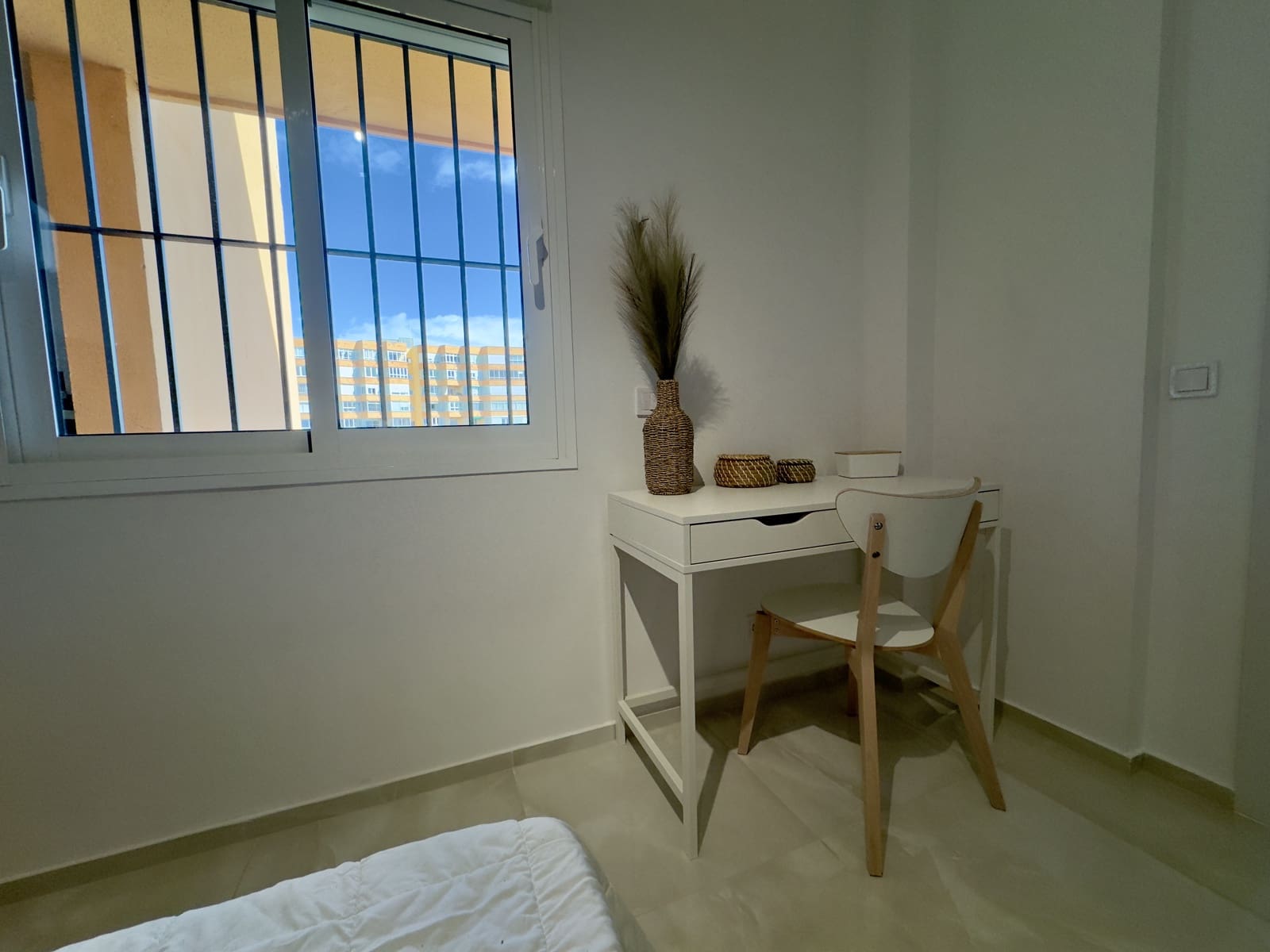 1 soverom Leilighet til salgs i Calypso med svømmebasseng - € 259 000 (Ref: 9417388)