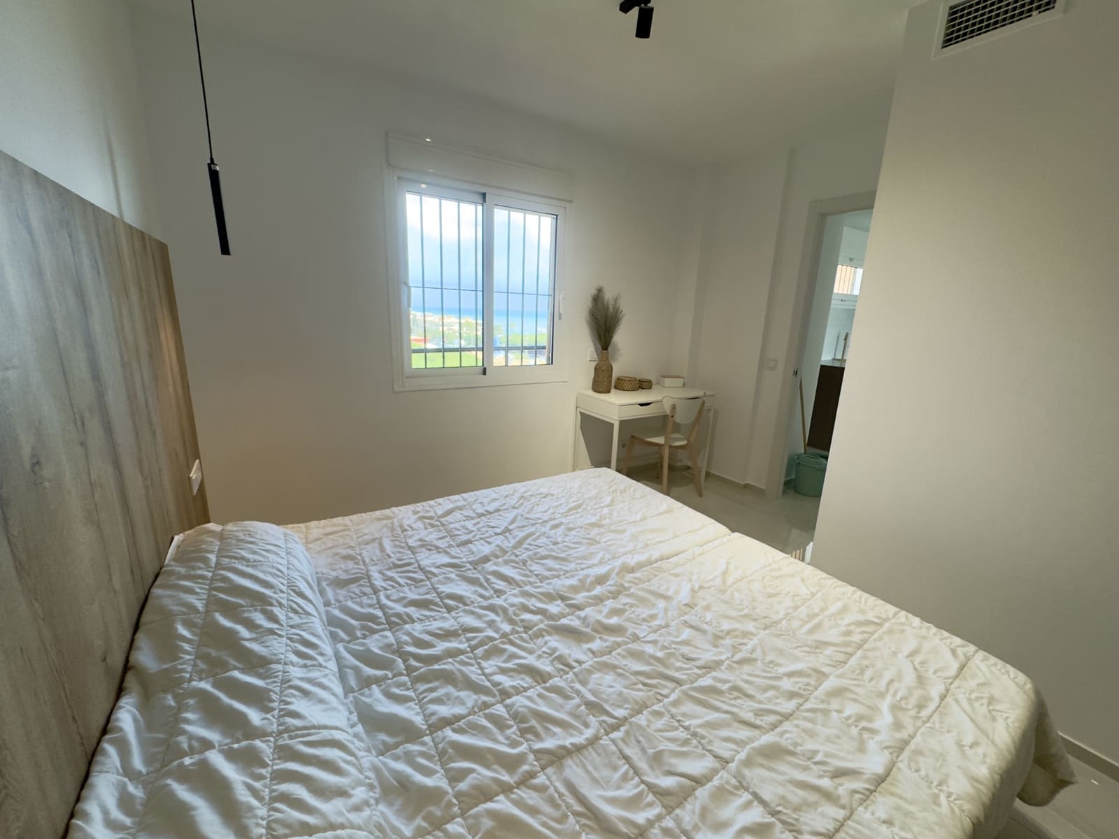 1 soverom Leilighet til salgs i Calypso med svømmebasseng - € 259 000 (Ref: 9417388)