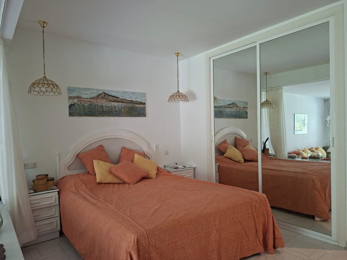 1 slaapkamer Studio te koop in Miraflores met zwembad garage - € 222.900 (Ref: 9417652)