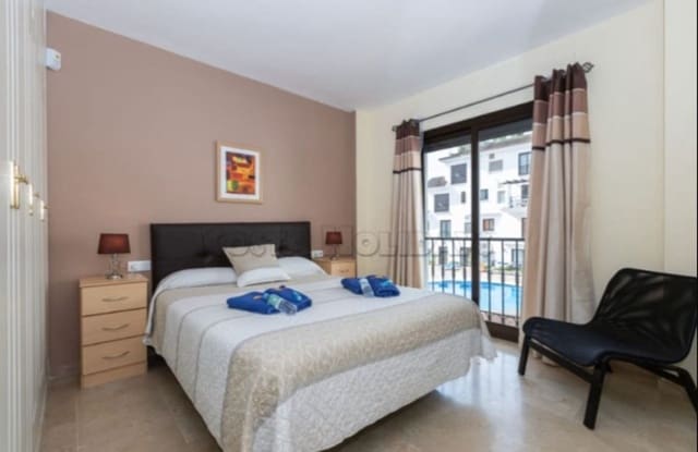 2 soveværelse Lejlighed til salg i La Duquesa / Puerto de la Duquesa, Manilva med swimmingpool garage - € 330.000 (Ref: 9417672)