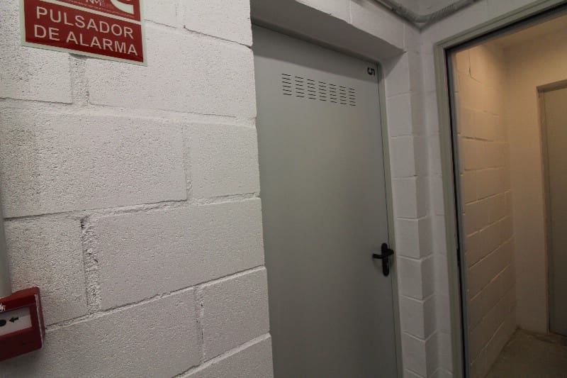 2 makuuhuone Huoneisto myytävänä paikassa Fuengirola mukana uima-altaan 
autotalli - 525 000 € (Ref: 9417691)