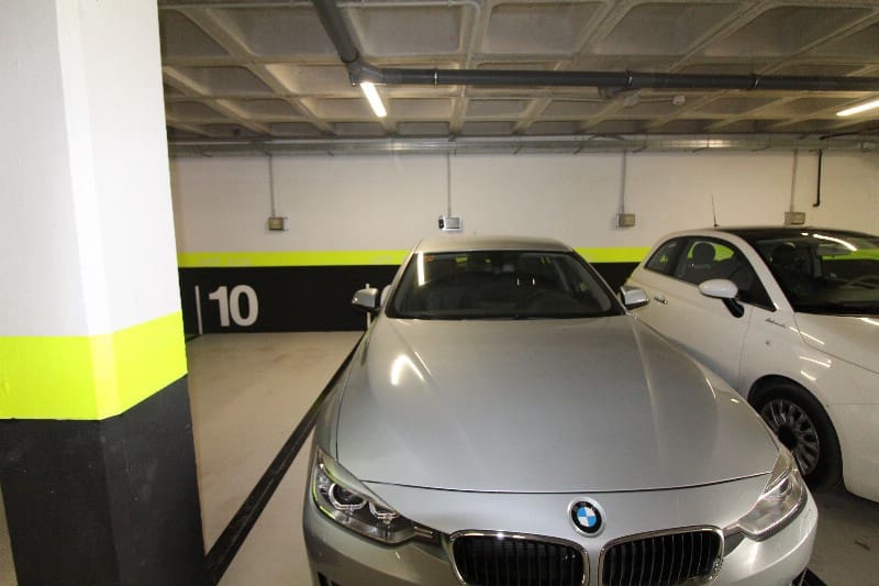 2 makuuhuone Huoneisto myytävänä paikassa Fuengirola mukana uima-altaan 
autotalli - 525 000 € (Ref: 9417691)