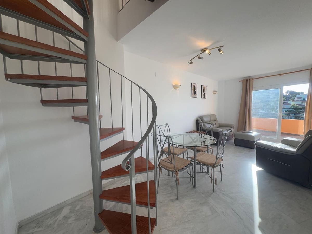 2 makuuhuone Huoneisto myytävänä paikassa Riviera del Sol mukana uima-altaan 
autotalli - 335 000 € (Ref: 9417692)