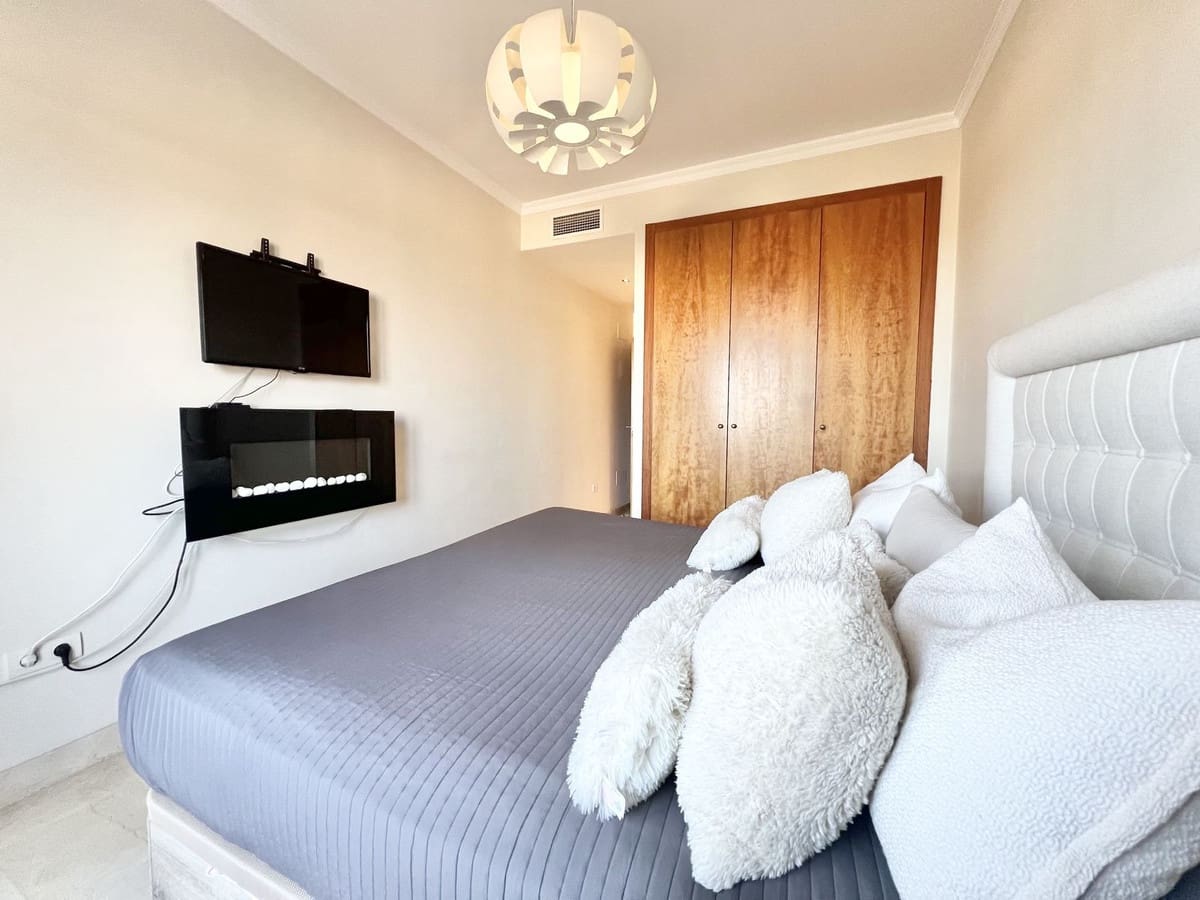 3 bedroom Townhouse for sale in Estepona with pool garage - € 530,000 (Ref: 9417693)