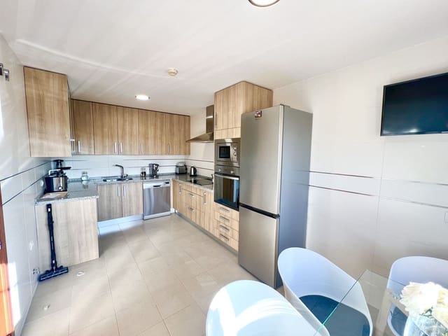 3 bedroom Townhouse for sale in Estepona with pool garage - € 530,000 (Ref: 9417693)