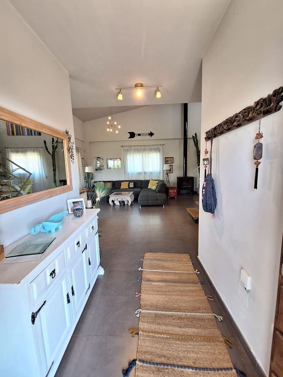 3 soveværelse Semi-Rækkehus til salg i Alhaurin de la Torre med garage - € 675.000 (Ref: 9417694)