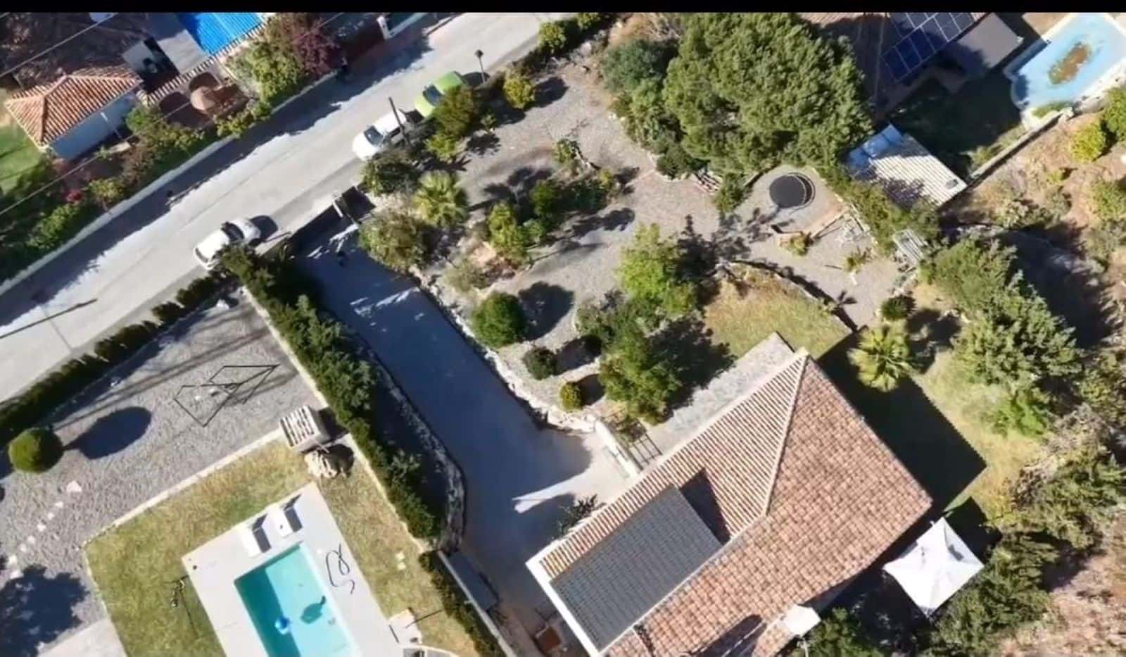 3 soveværelse Semi-Rækkehus til salg i Alhaurin de la Torre med garage - € 675.000 (Ref: 9417694)