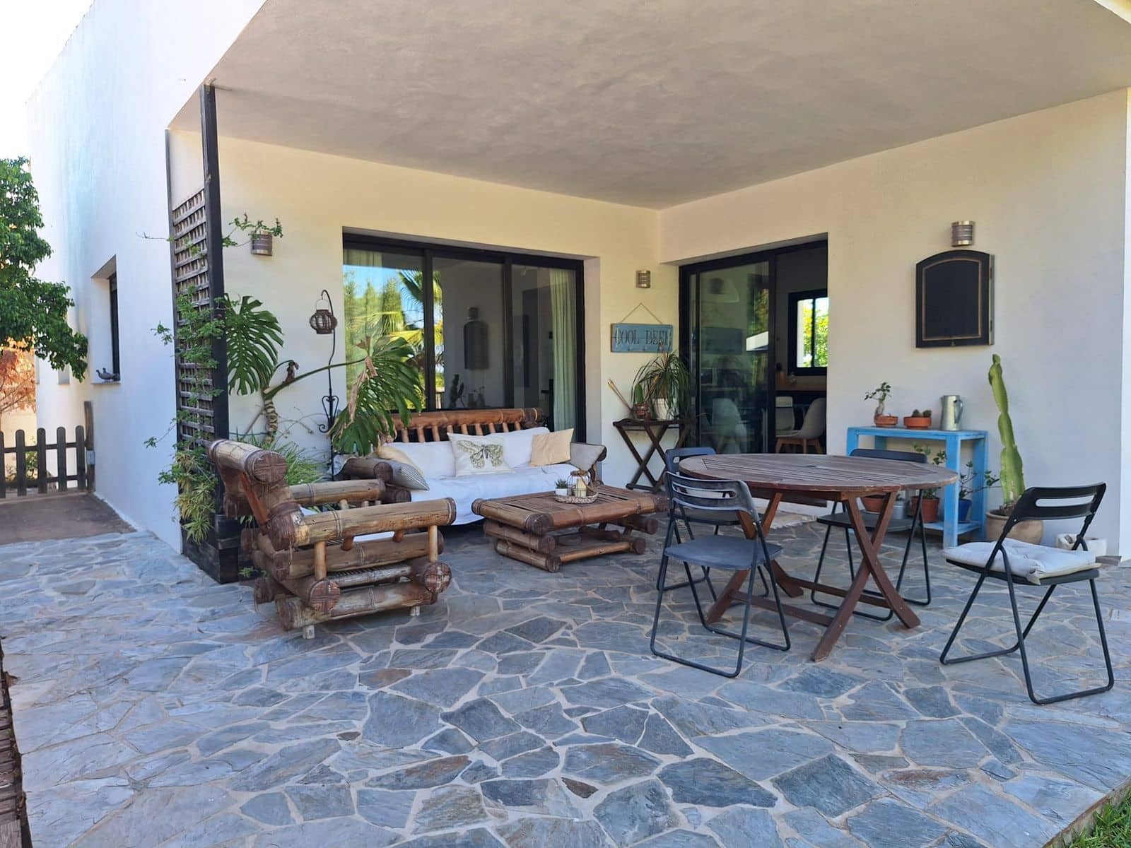 3 soveværelse Semi-Rækkehus til salg i Alhaurin de la Torre med garage - € 675.000 (Ref: 9417694)