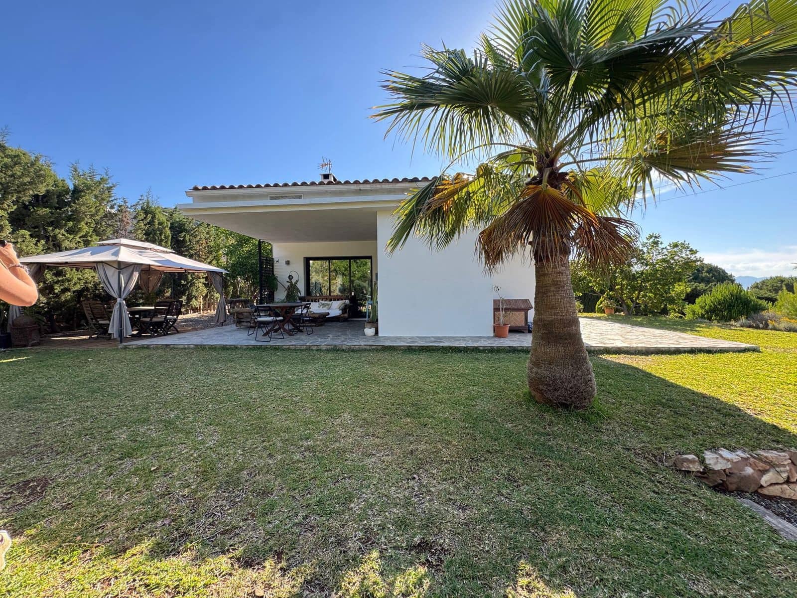 3 soveværelse Semi-Rækkehus til salg i Alhaurin de la Torre med garage - € 675.000 (Ref: 9417694)