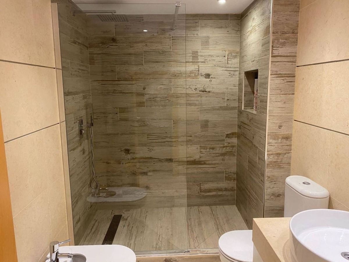 2 chambre Appartement à vendre à Estepona avec piscine garage - 350 000 € (Ref: 9417697)