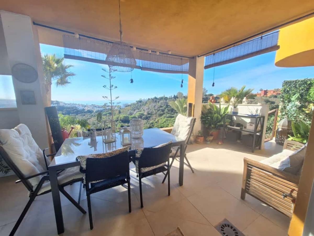 2 sovrum Lägenhet till salu i Marbella med pool garage - 382 000 € (Ref: 9417698)