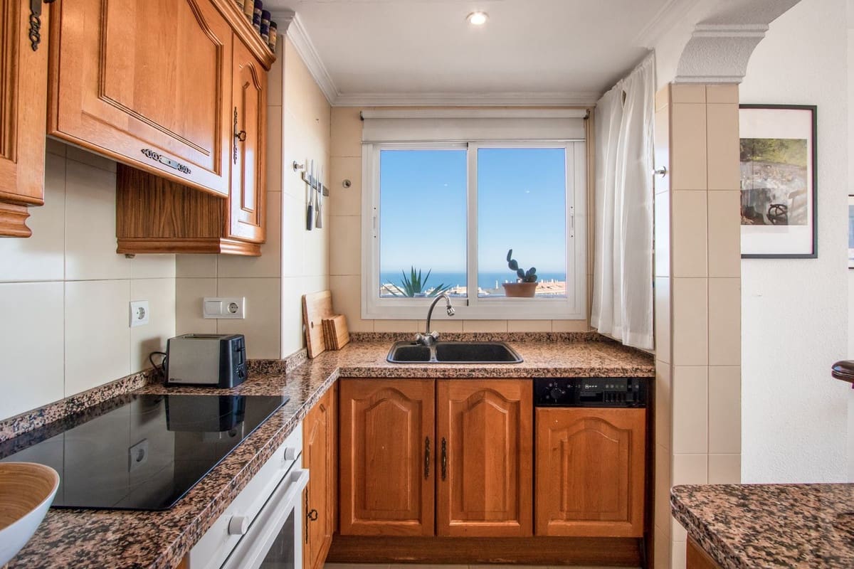 2 quarto Apartamento para venda em Torrequebrada com piscina garagem - 420 000 € (Ref: 9417699)