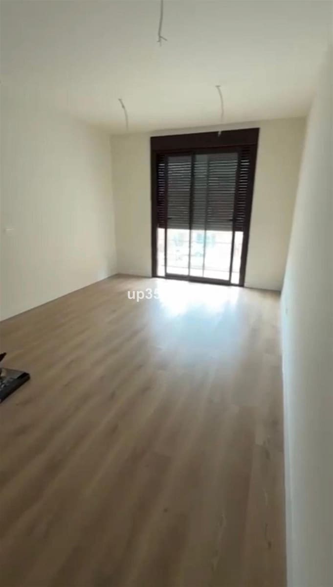 2 quarto Apartamento para venda em Estepona com piscina garagem - 495 000 € (Ref: 9417700)