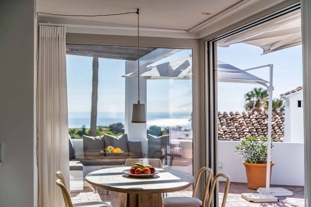 4 soverom Bungalow til salgs i Benalmádena med svømmebasseng garasje - € 1 475 000 (Ref: 9417702)