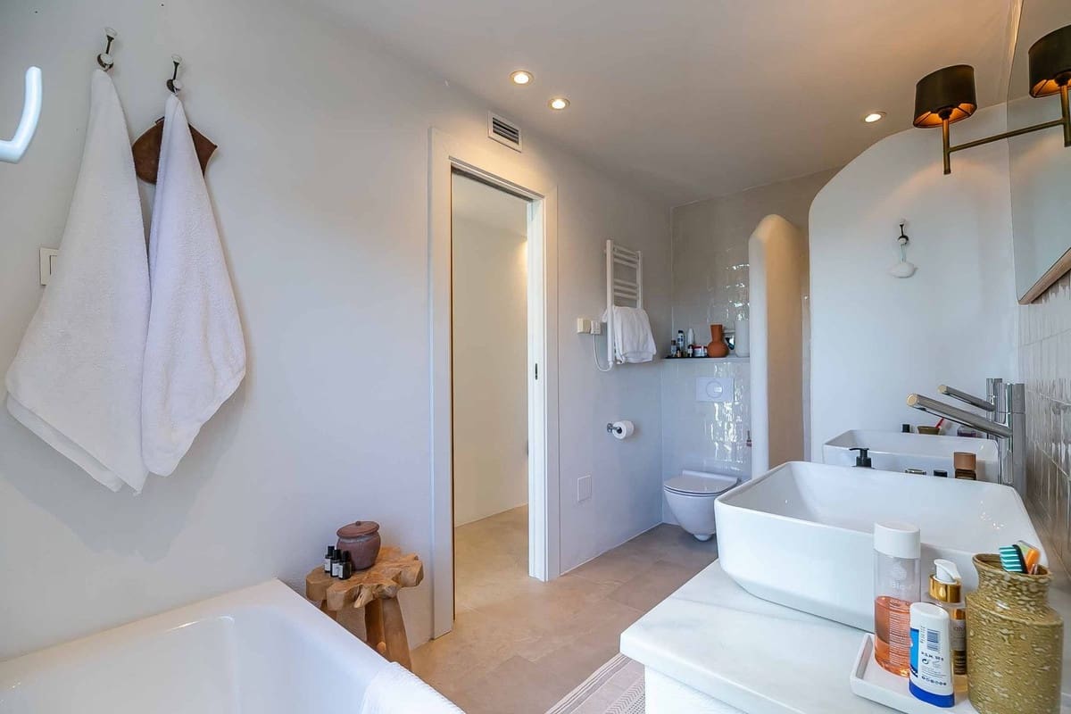 4 soverom Bungalow til salgs i Benalmadena med svømmebasseng garasje - € 1 475 000 (Ref: 9417702)