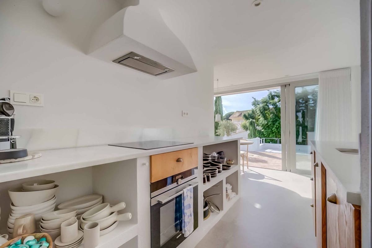 4 soverom Bungalow til salgs i Benalmadena med svømmebasseng garasje - € 1 475 000 (Ref: 9417702)