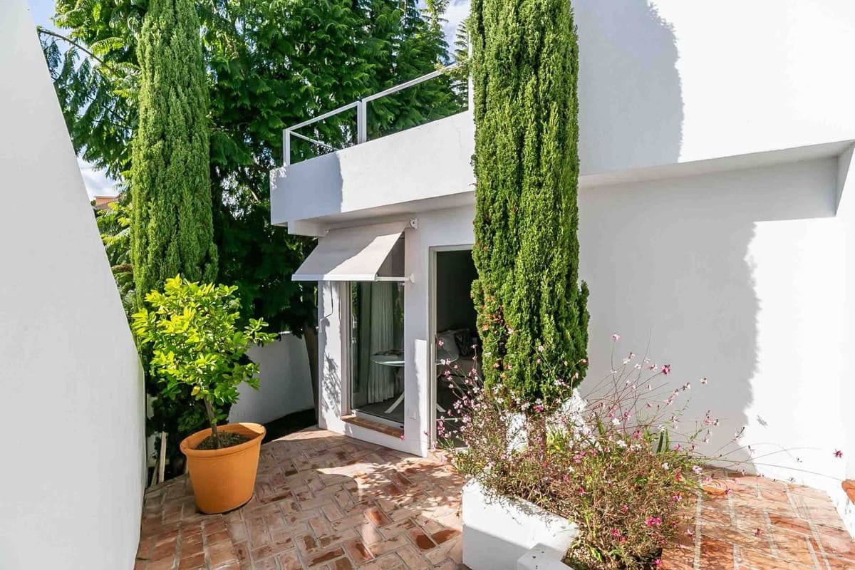 4 soverom Bungalow til salgs i Benalmadena med svømmebasseng garasje - € 1 475 000 (Ref: 9417702)