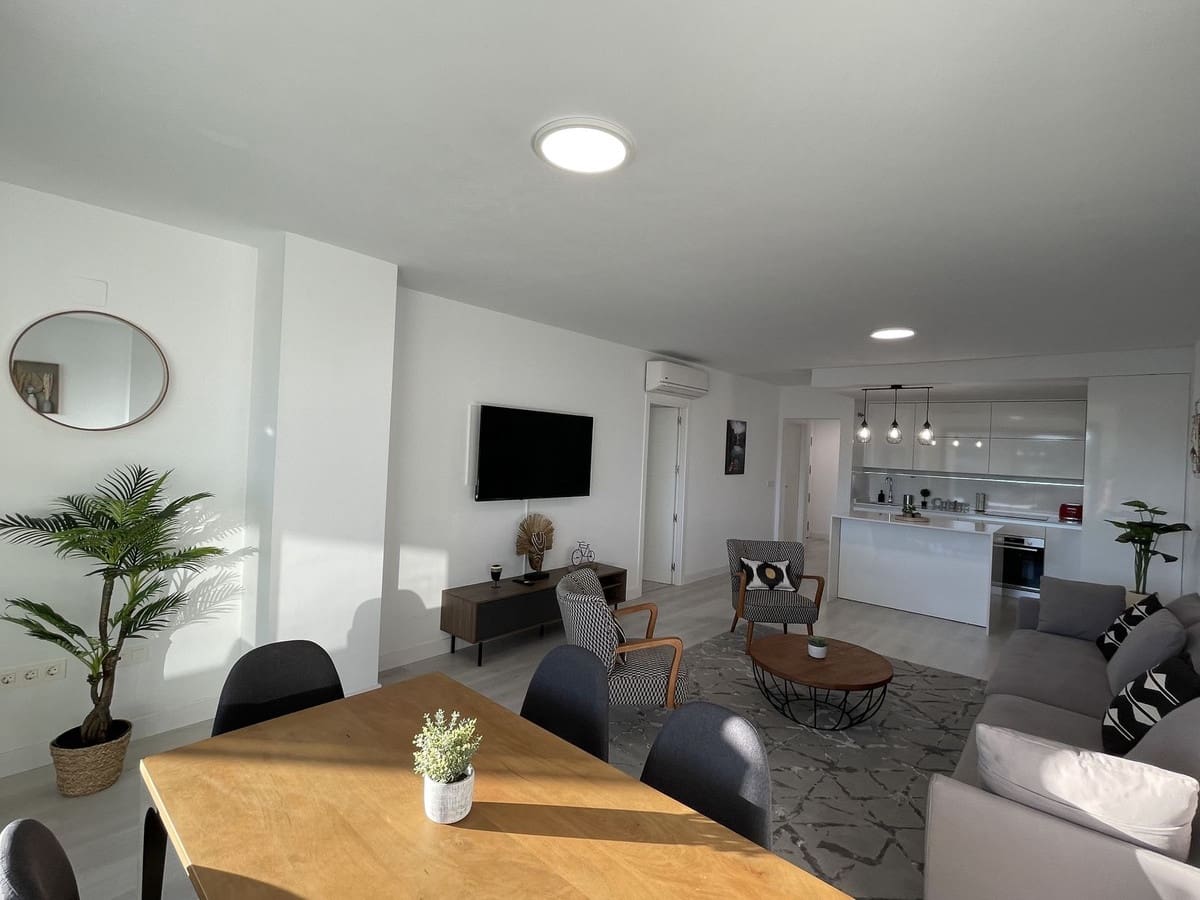 3 bedroom Apartment for sale in Las Lagunas de Mijas with pool - € 499,900 (Ref: 9418795)