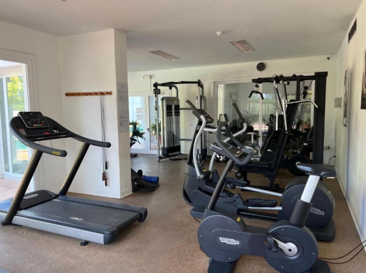 2 makuuhuone Huoneisto myytävänä paikassa Estepona mukana uima-altaan - 1 140 000 € (Ref: 9418797)