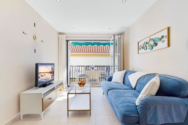 2 bedroom Apartment for sale in Fuengirola - € 235,000 (Ref: 9418801)