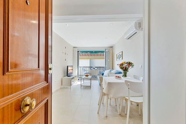 2 bedroom Apartment for sale in Fuengirola - € 235,000 (Ref: 9418801)