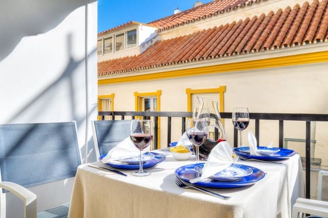 2 bedroom Apartment for sale in Fuengirola - € 235,000 (Ref: 9418801)