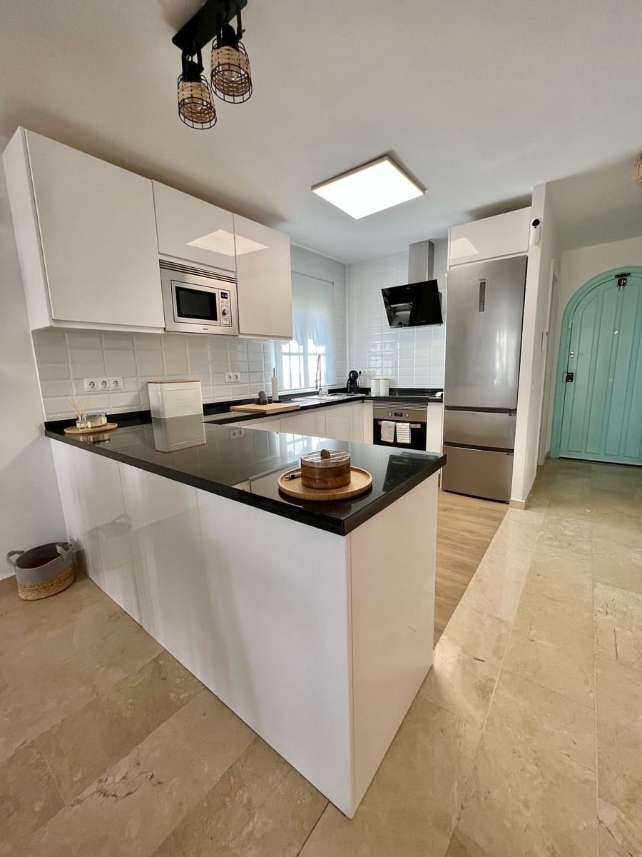 2 sypialnia Apartament na sprzedaż w Riviera del Sol z basenem garażem - 385 000 € (Ref: 9425571)