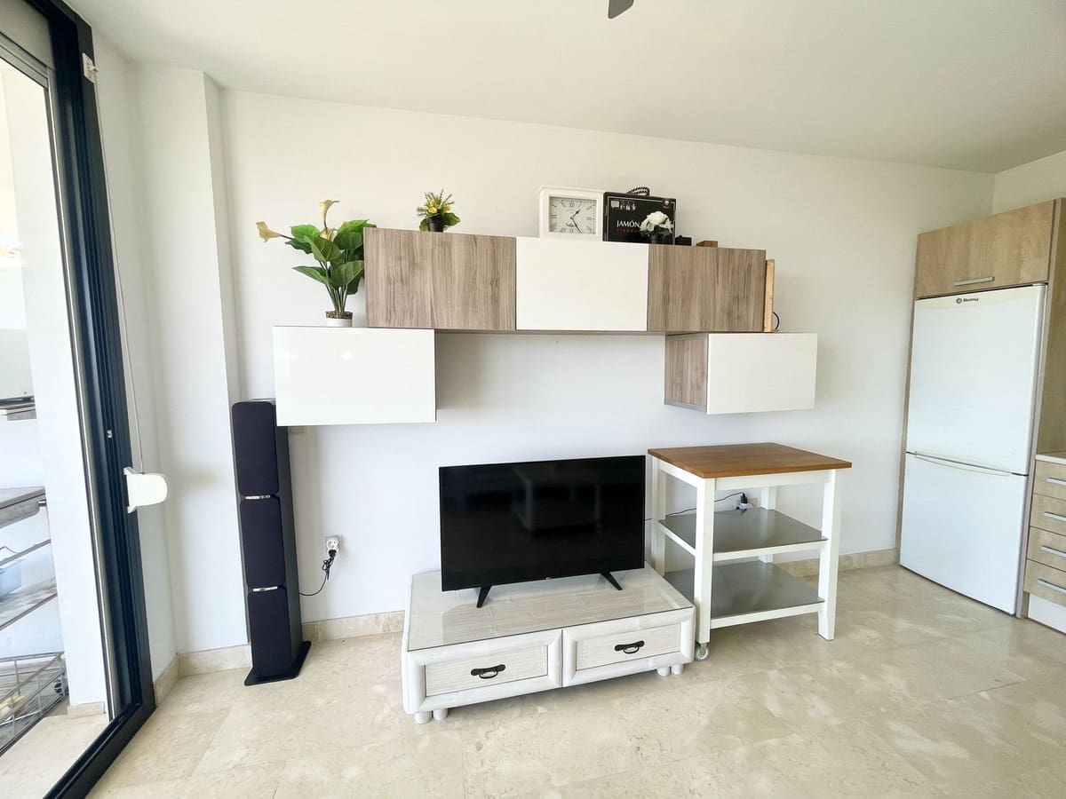 1 quarto Apartamento para venda em Riviera del Sol com piscina garagem - 210 000 € (Ref: 9425574)