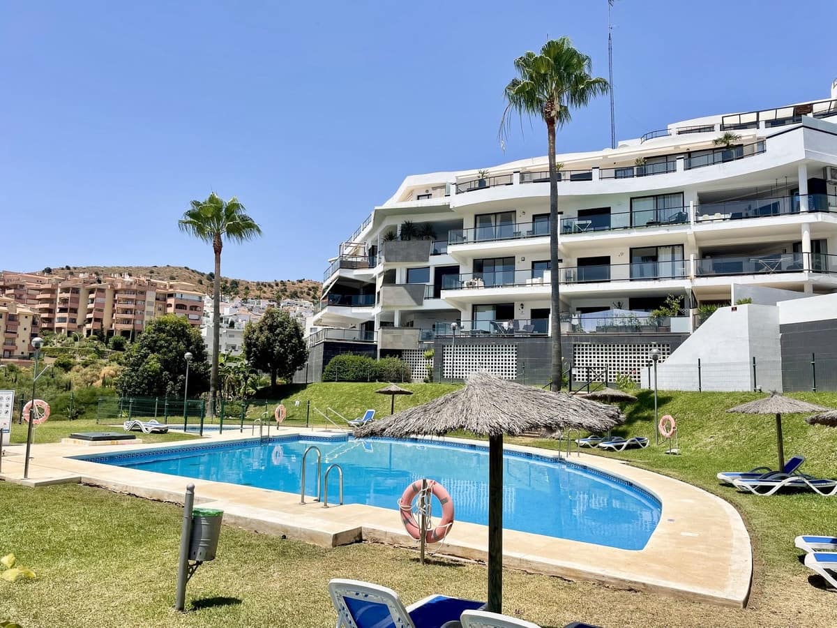 1 quarto Apartamento para venda em Riviera del Sol com piscina garagem - 210 000 € (Ref: 9425574)