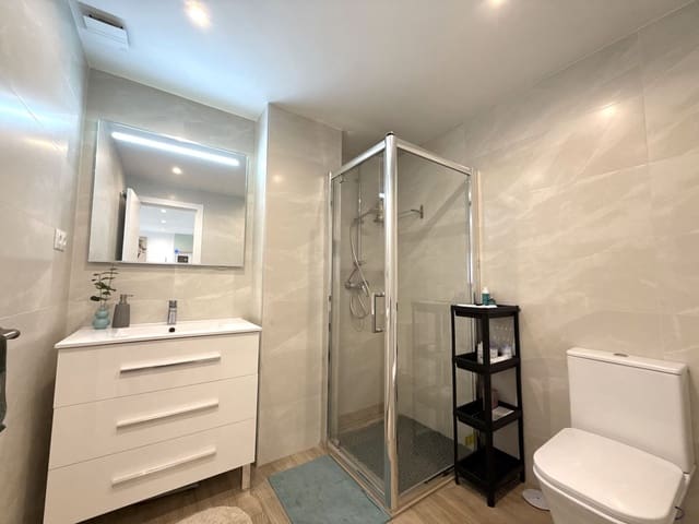 1 soverom Leilighet til salgs i Fuengirola med garasje - € 219 000 (Ref: 9425576)