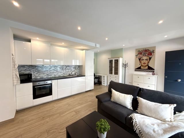 1 soverom Leilighet til salgs i Fuengirola med garasje - € 219 000 (Ref: 9425576)