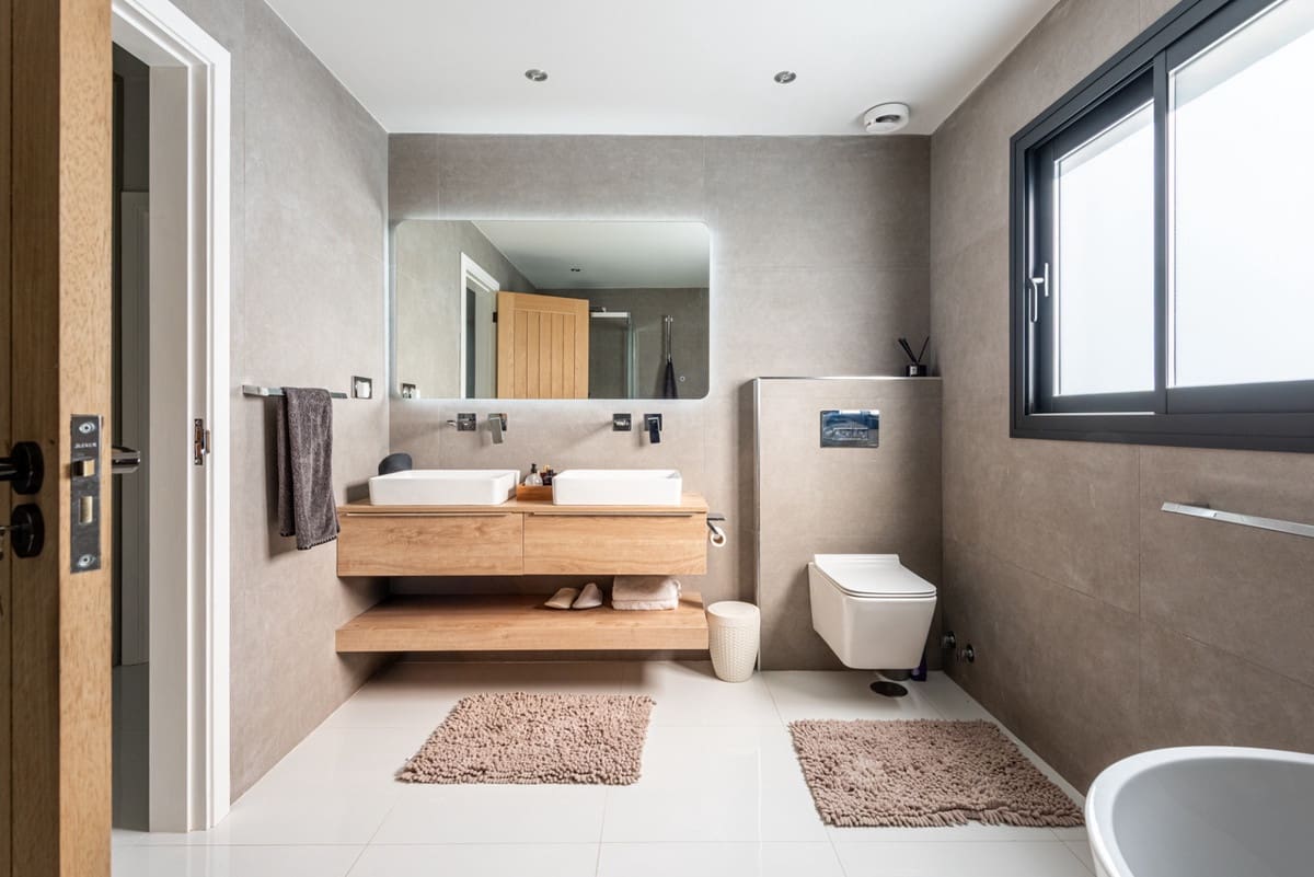 4 sypialnia Dom blizniak na sprzedaż w Mijas Costa z basenem garażem - 2 395 000 € (Ref: 9425580)