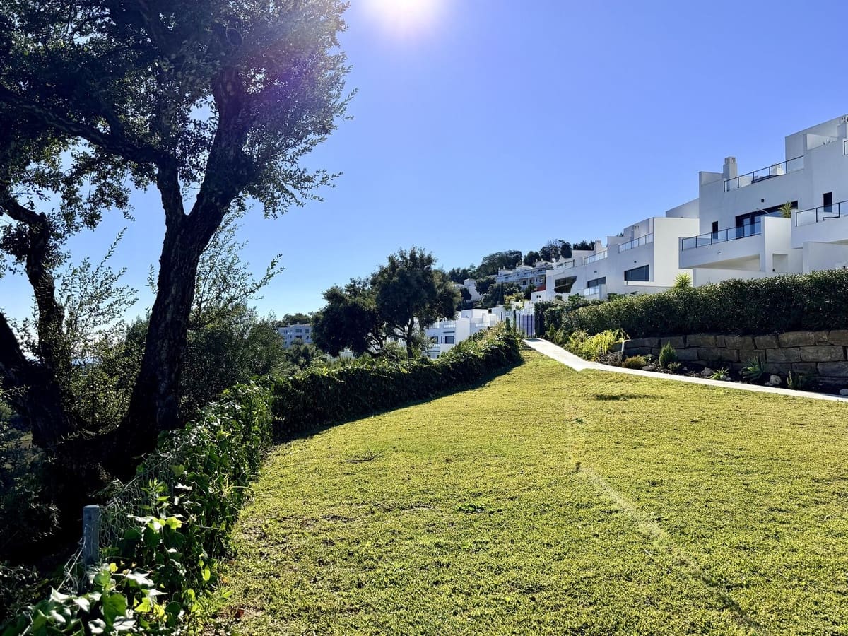 3 soveværelse Byhus til salg i La Mairena med swimmingpool garage - € 850.000 (Ref: 9425581)