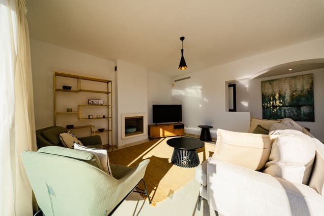 3 bedroom Penthouse for sale in Bahia de Casares, Casares with pool garage - € 575,000 (Ref: 9425800)