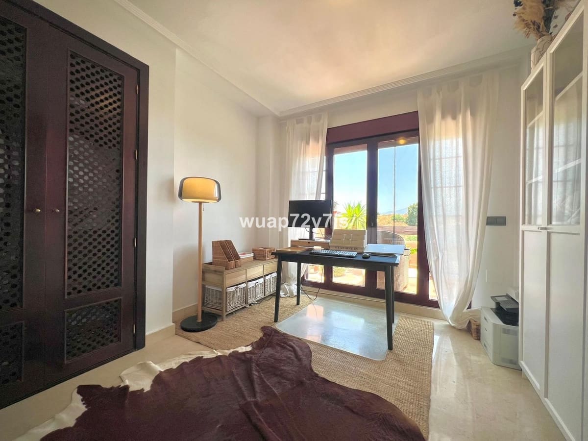 2 bedroom Penthouse for sale in La Mairena with pool garage - € 349,000 (Ref: 9436547)