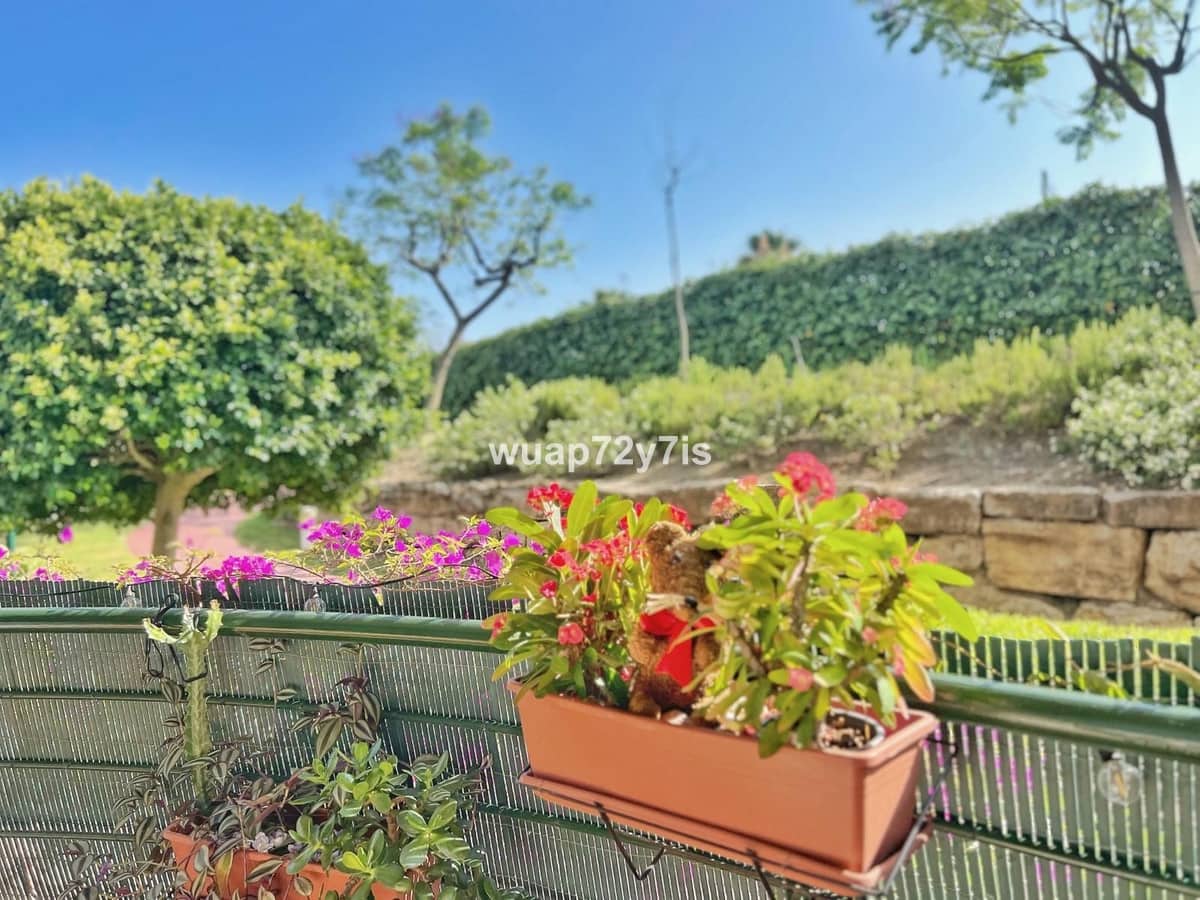 3 soverom Leilighet til salgs i Guadalmina med svømmebasseng garasje - € 449 000 (Ref: 9437119)