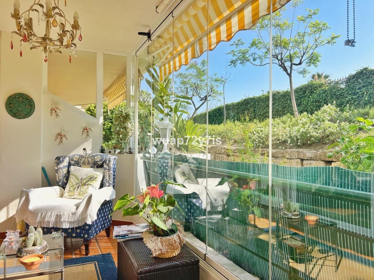 3 soverom Leilighet til salgs i Guadalmina med svømmebasseng garasje - € 449 000 (Ref: 9437119)