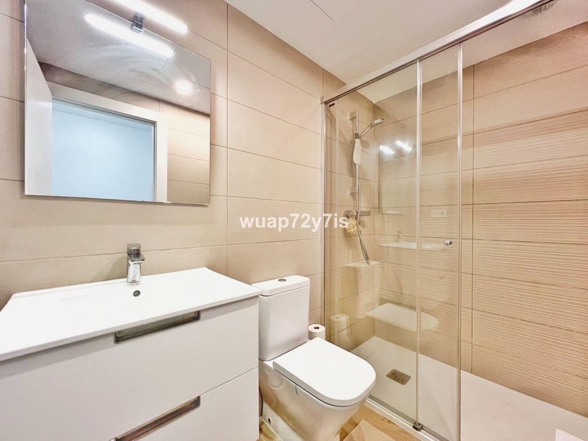 2 bedroom Apartment for sale in Estepona with pool garage - € 475,000 (Ref: 9442810)